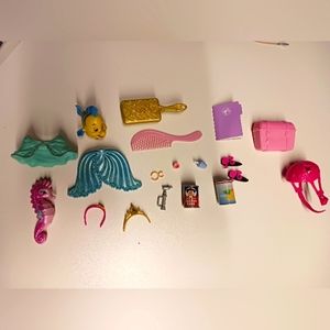Random Barbie accessories